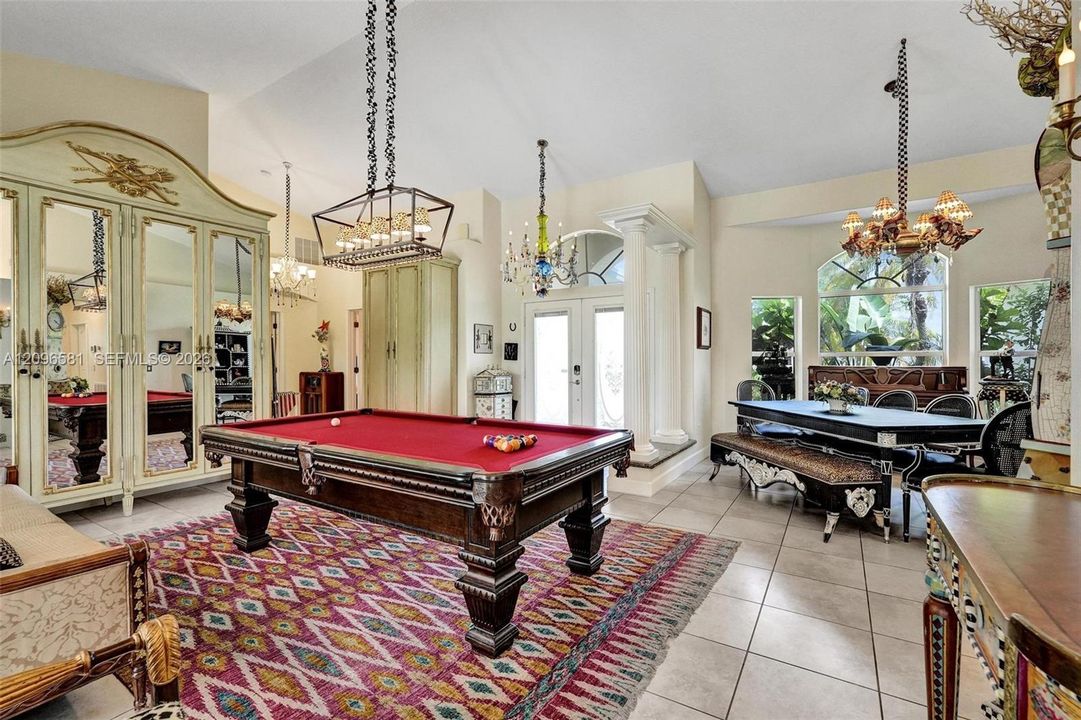 For Sale: $899,994 (4 beds, 3 baths, 2503 Square Feet)