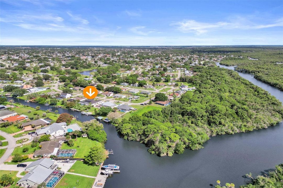 For Sale: $899,994 (4 beds, 3 baths, 2503 Square Feet)