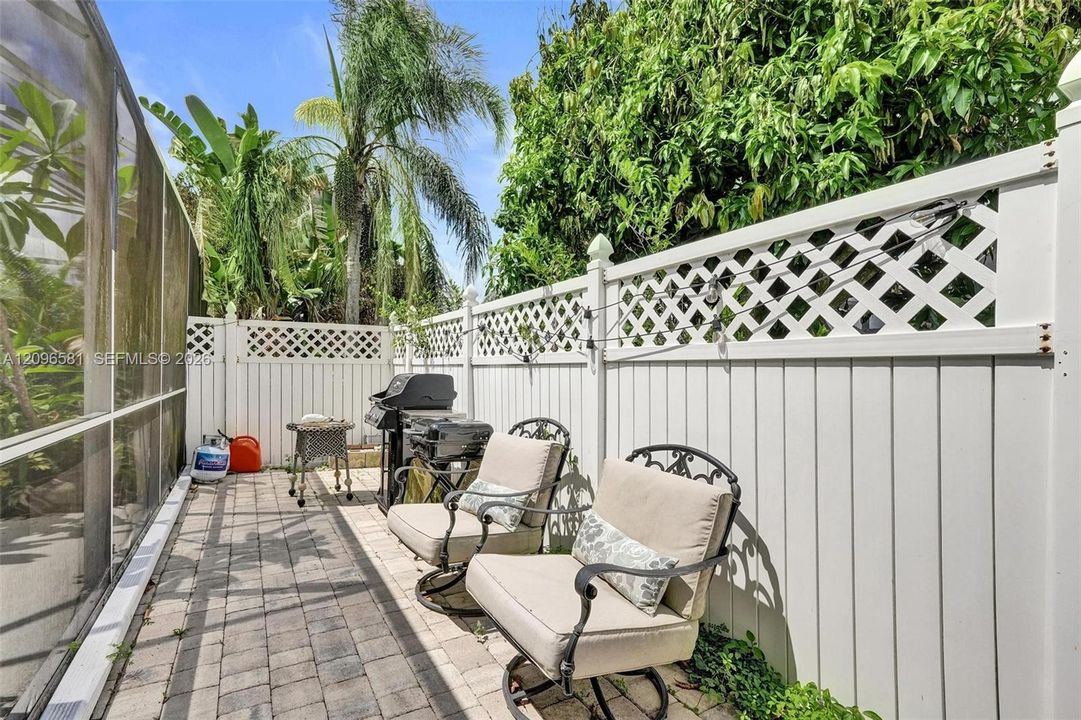 For Sale: $899,994 (4 beds, 3 baths, 2503 Square Feet)