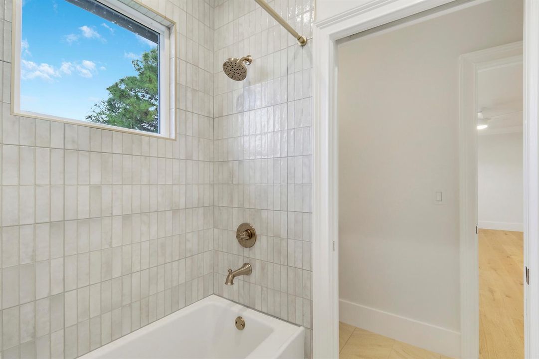 Jack and Jill Bath