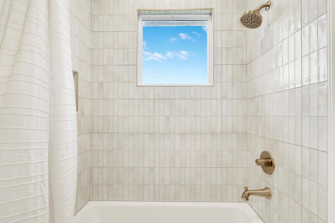 Jack and Jill Bath