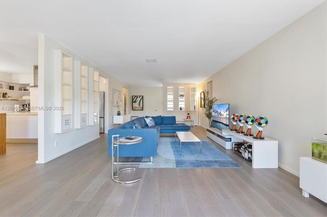 For Sale: $2,799,000 (4 beds, 3 baths, 2460 Square Feet)