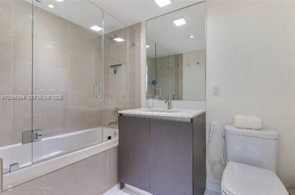 For Rent: $7,500 (2 beds, 2 baths, 1175 Square Feet)