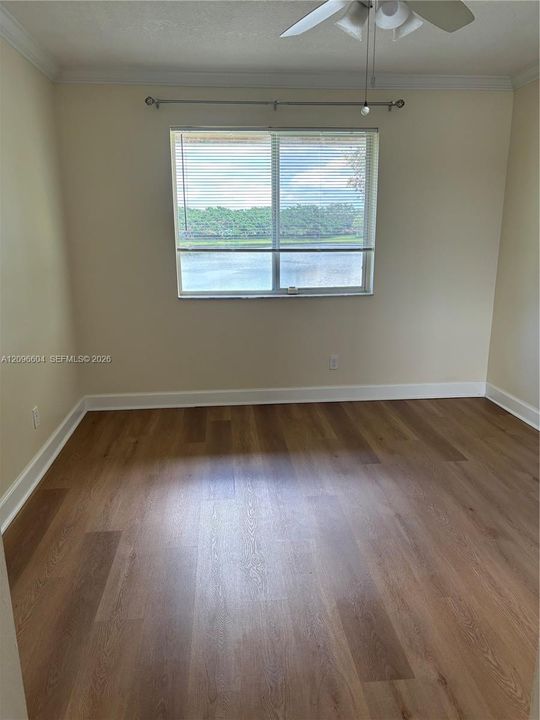 For Sale: $275,000 (2 beds, 2 baths, 1097 Square Feet)