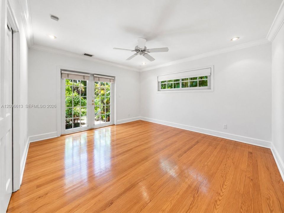 В аренду: $14,000 (4 спален, 4 ванн, 2957 Квадратных фут)