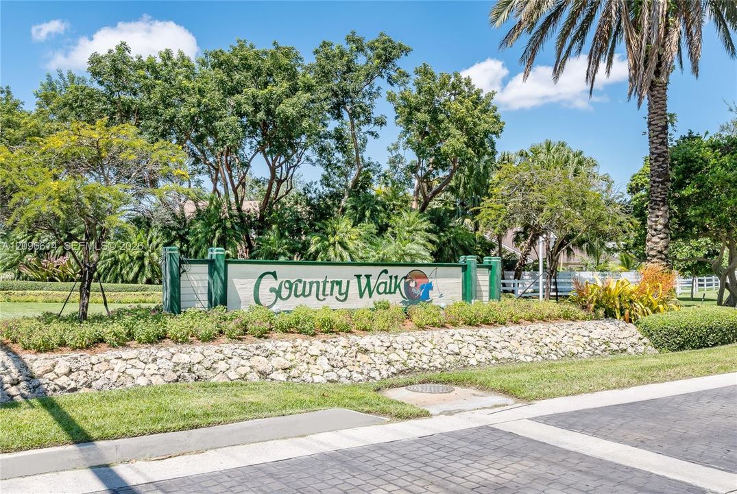 For Rent: $2,300 (1 beds, 1 baths, 694 Square Feet)