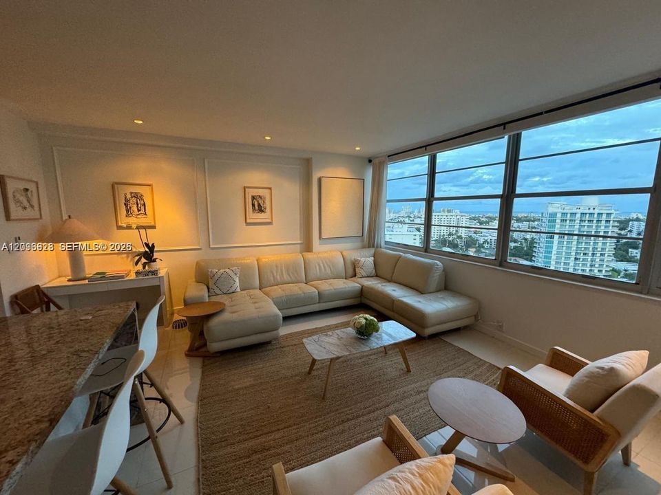 For Rent: $3,450 (0 beds, 1 baths, 592 Square Feet)