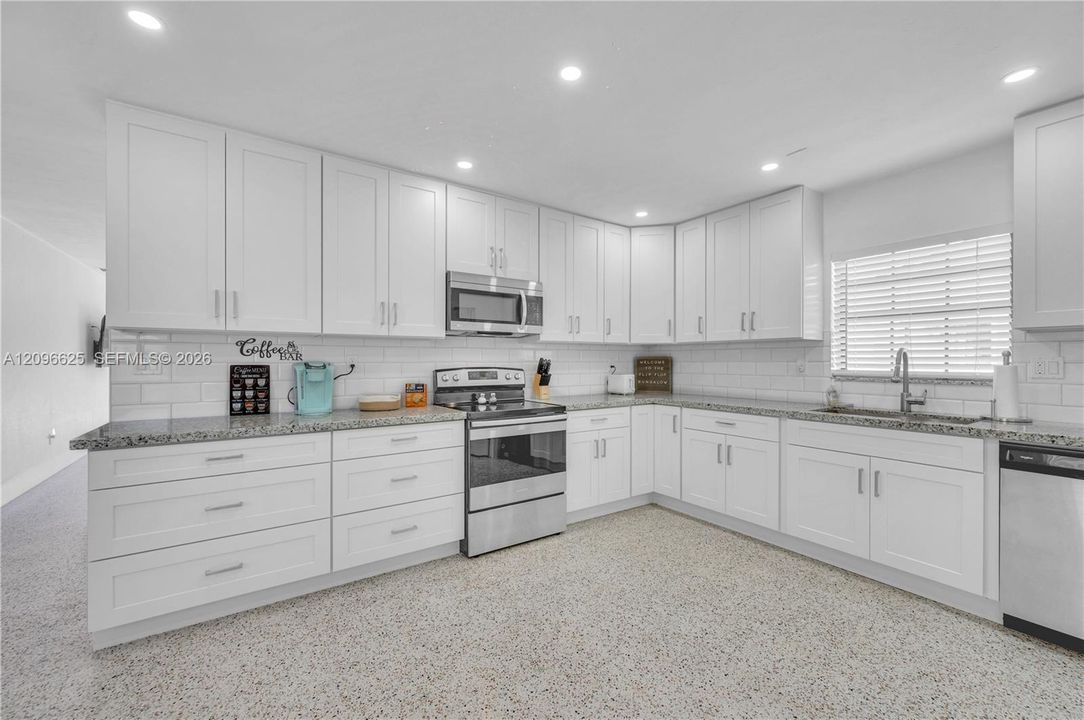 For Rent: $4,800 (4 beds, 2 baths, 2064 Square Feet)