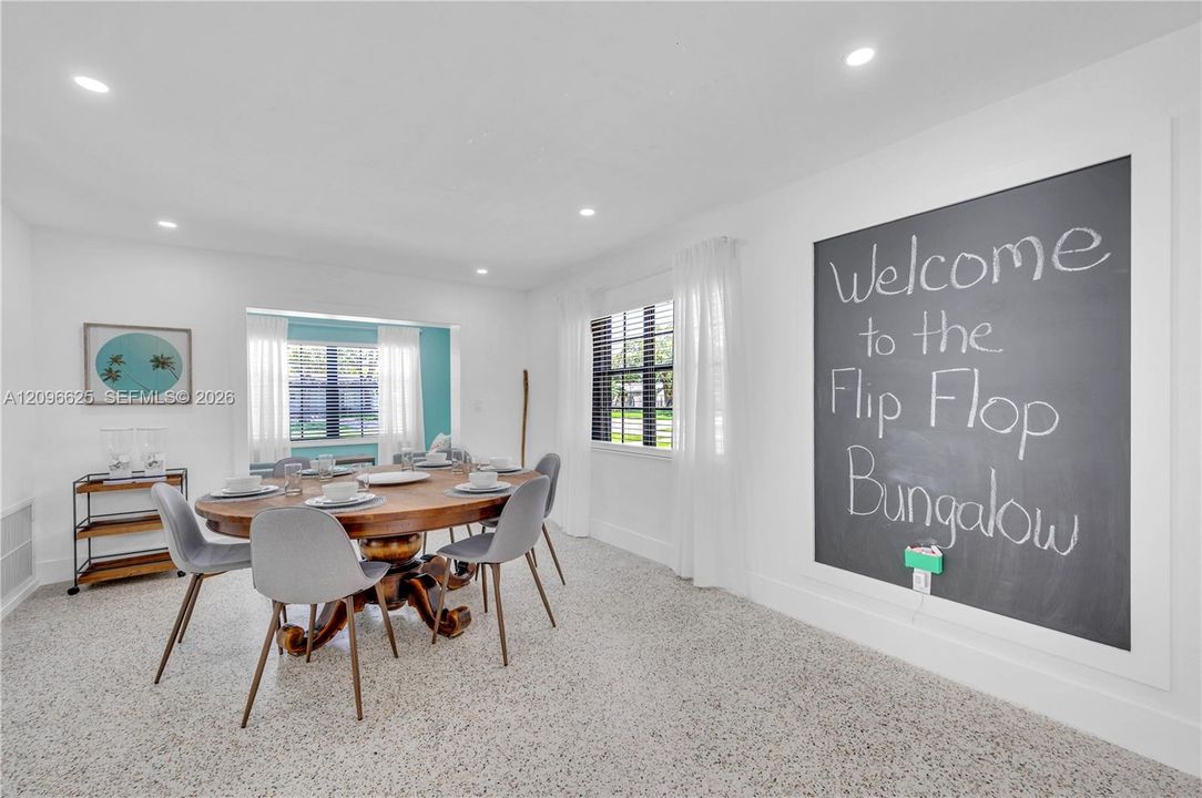 For Rent: $4,800 (4 beds, 2 baths, 2064 Square Feet)