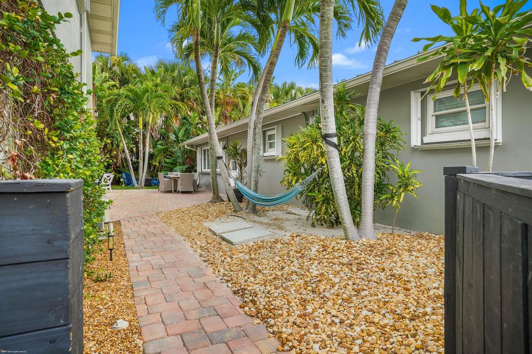 1578 Thumb Point Dr 100