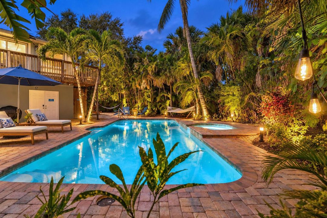 1578 Thumb Point Dr 090a