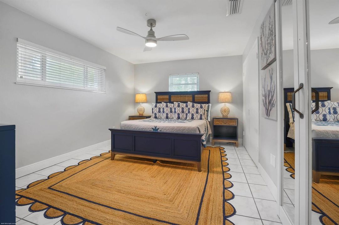 1578 Thumb Point Dr 033