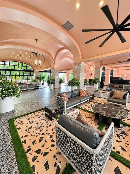 For Rent: $4,200 (2 beds, 2 baths, 960 Square Feet)