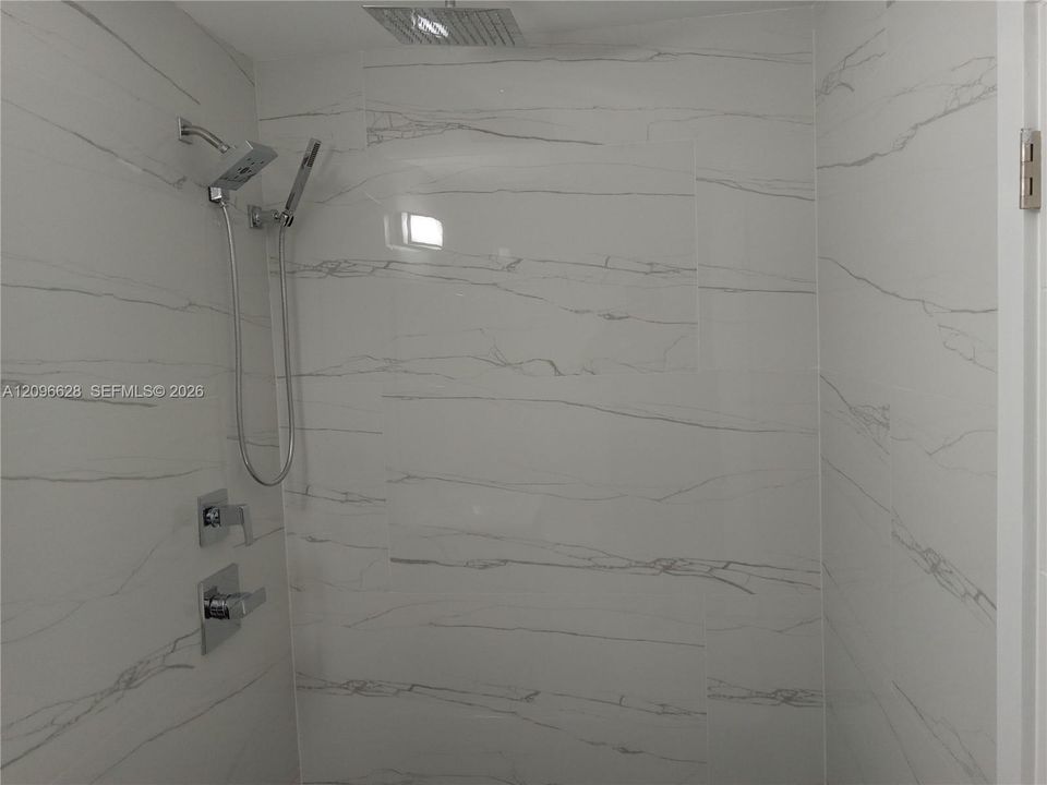В аренду: $3,500 (3 спален, 2 ванн, 1058 Квадратных фут)