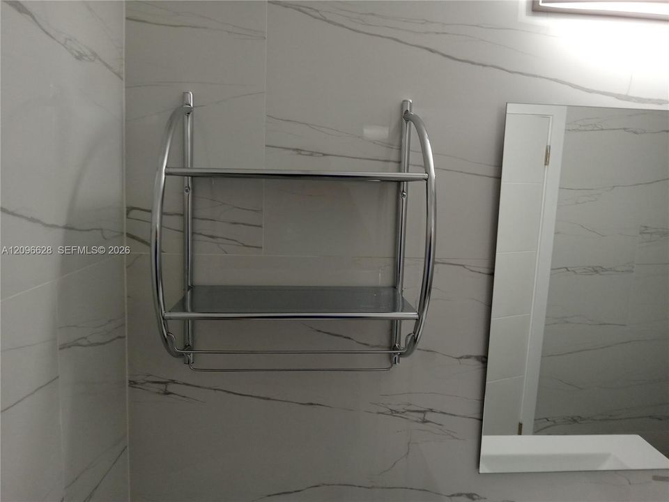 В аренду: $3,500 (3 спален, 2 ванн, 1058 Квадратных фут)