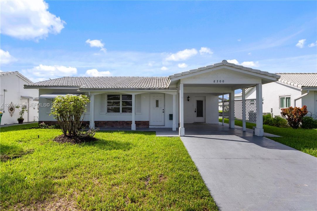 En Venta: $379,000 (2 camas, 2 baños, 1443 Pies cuadrados)
