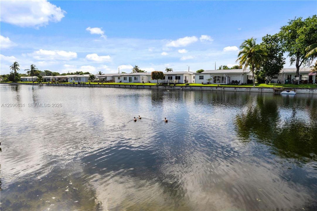 En Venta: $379,000 (2 camas, 2 baños, 1443 Pies cuadrados)