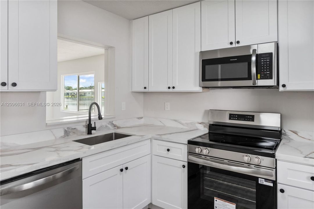 En Venta: $379,000 (2 camas, 2 baños, 1443 Pies cuadrados)