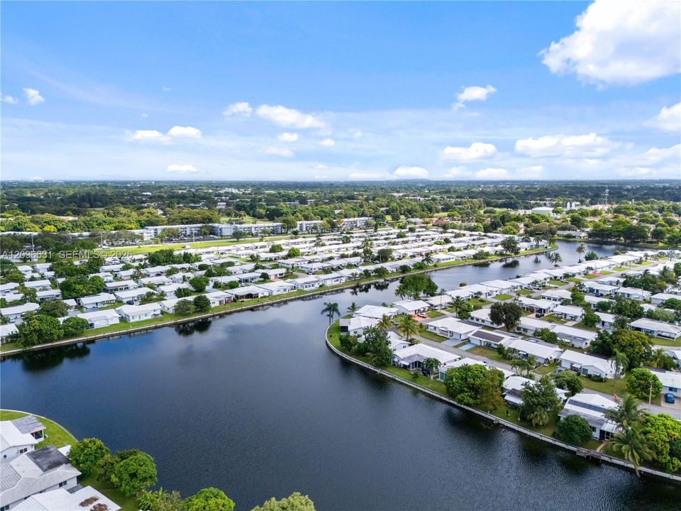 En Venta: $379,000 (2 camas, 2 baños, 1443 Pies cuadrados)