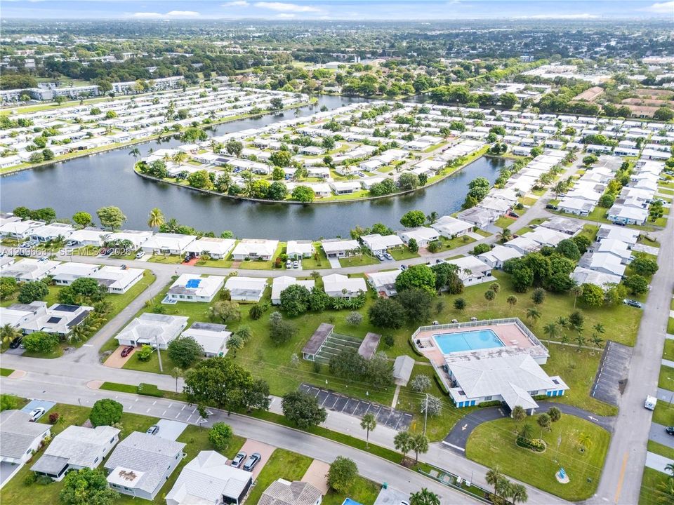 En Venta: $379,000 (2 camas, 2 baños, 1443 Pies cuadrados)
