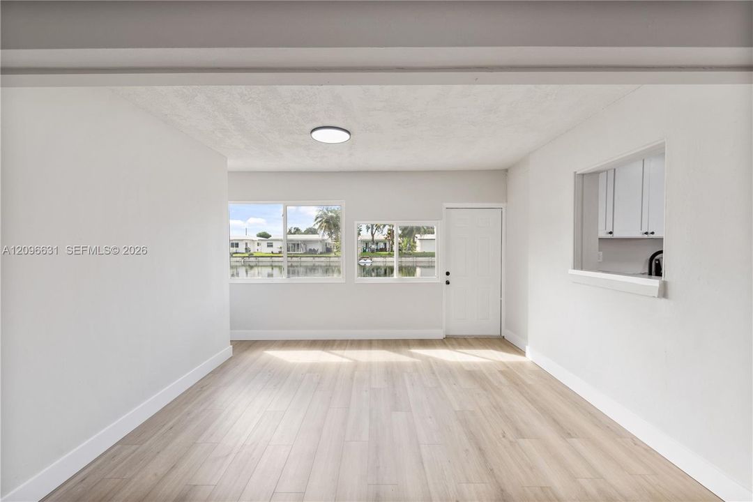 En Venta: $379,000 (2 camas, 2 baños, 1443 Pies cuadrados)