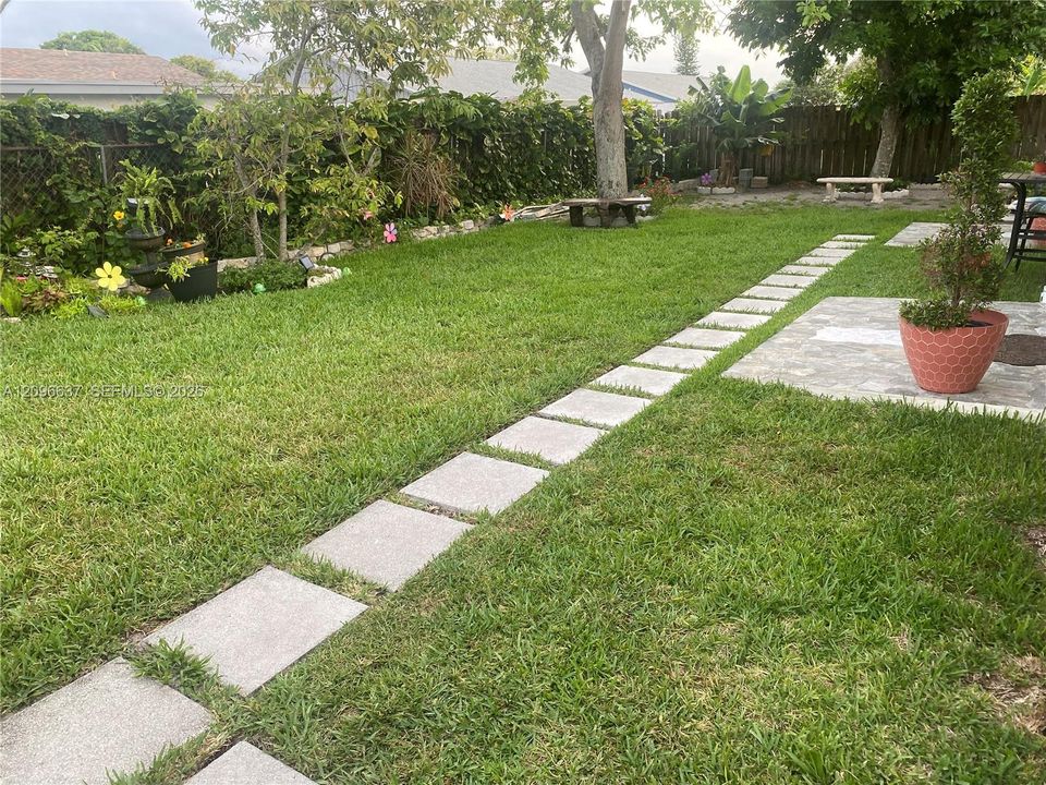 For Rent: $1,700 (1 beds, 1 baths, 0 Square Feet)