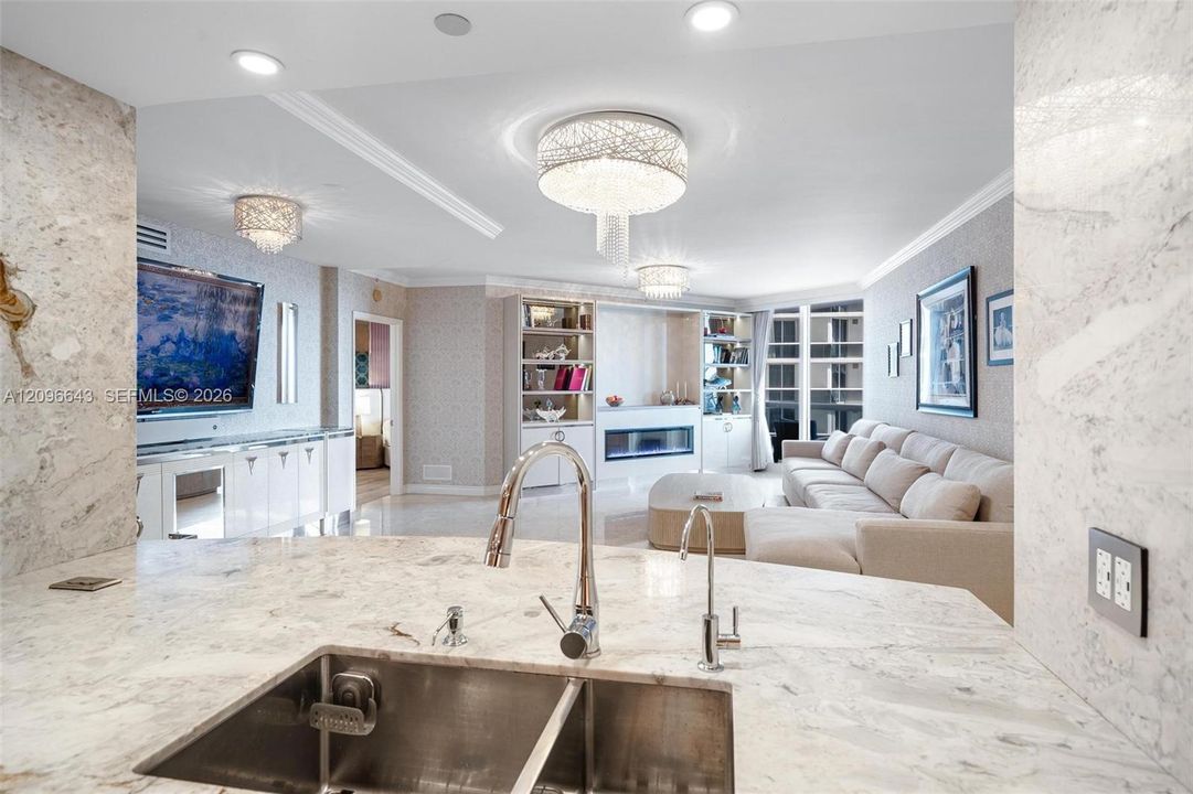 For Sale: $1,699,000 (2 beds, 2 baths, 1740 Square Feet)