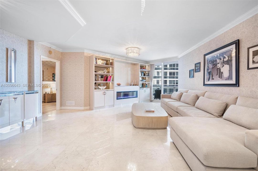 For Sale: $1,699,000 (2 beds, 2 baths, 1740 Square Feet)