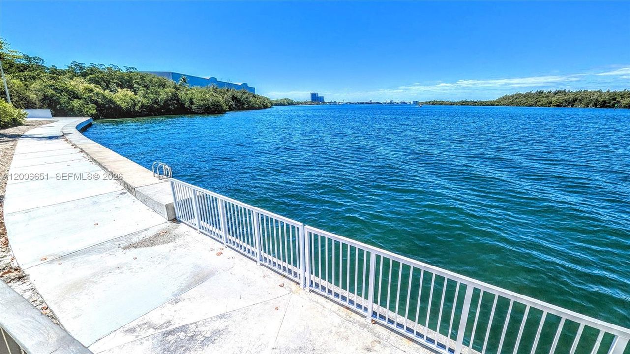 For Sale: $532,900 (3 beds, 2 baths, 1570 Square Feet)
