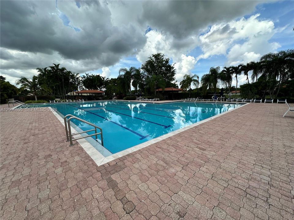 En Venta: $339,000 (2 camas, 2 baños, 1253 Pies cuadrados)