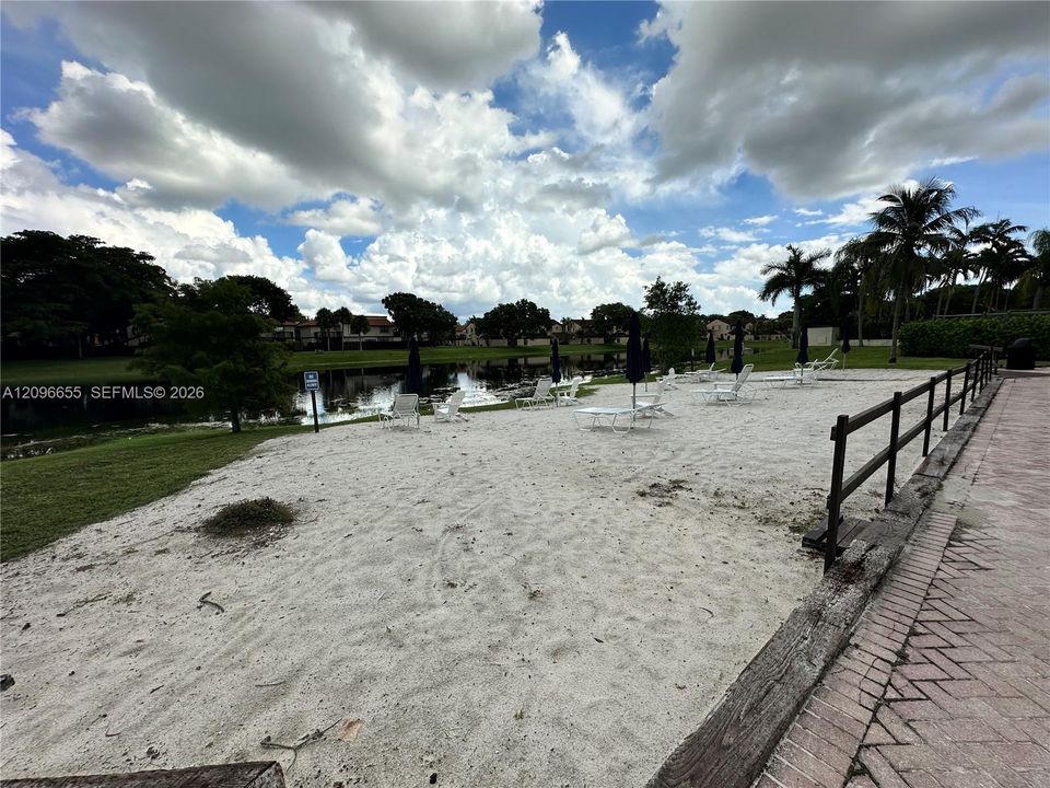En Venta: $339,000 (2 camas, 2 baños, 1253 Pies cuadrados)