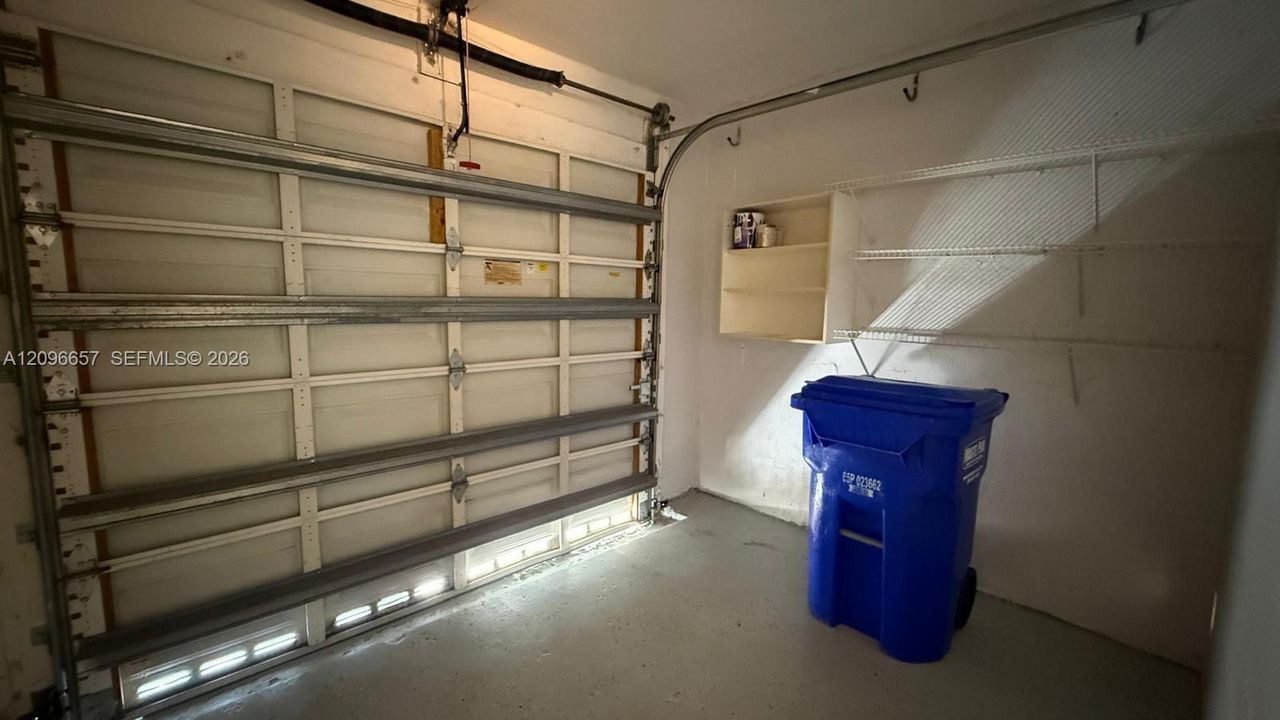 出租: $3,500 (3 贝兹, 2 浴室, 1368 平方英尺)