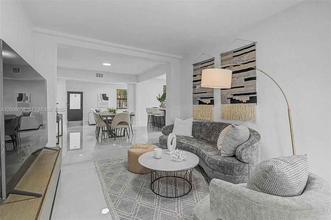 For Sale: $1,285,000 (3 beds, 1 baths, 1745 Square Feet)
