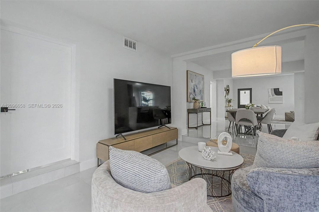 For Sale: $1,285,000 (3 beds, 1 baths, 1745 Square Feet)