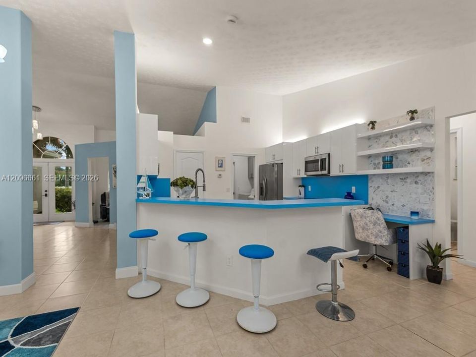 En Venta: $477,700 (3 camas, 2 baños, 2106 Pies cuadrados)