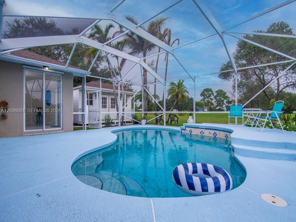 En Venta: $477,700 (3 camas, 2 baños, 2106 Pies cuadrados)