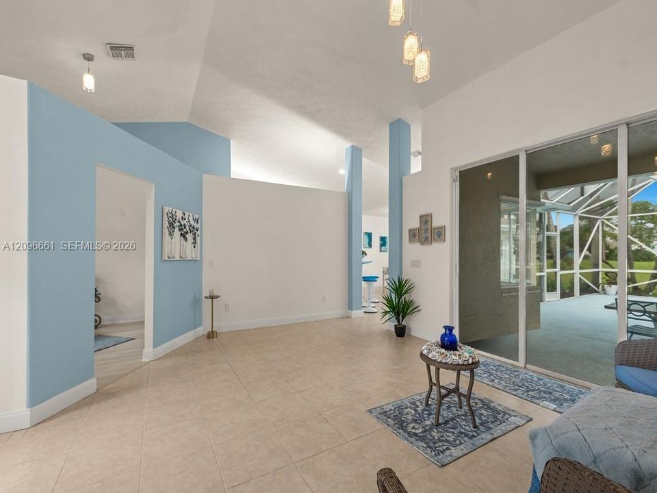 En Venta: $477,700 (3 camas, 2 baños, 2106 Pies cuadrados)