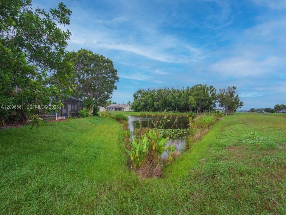En Venta: $477,700 (3 camas, 2 baños, 2106 Pies cuadrados)