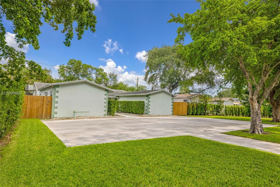 For Sale: $699,000 (0 beds, 0 baths, 2780 Square Feet)