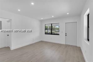 На продажу: $459,000 (3 спален, 2 ванн, 871 Квадратных фут)