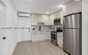 На продажу: $459,000 (3 спален, 2 ванн, 871 Квадратных фут)