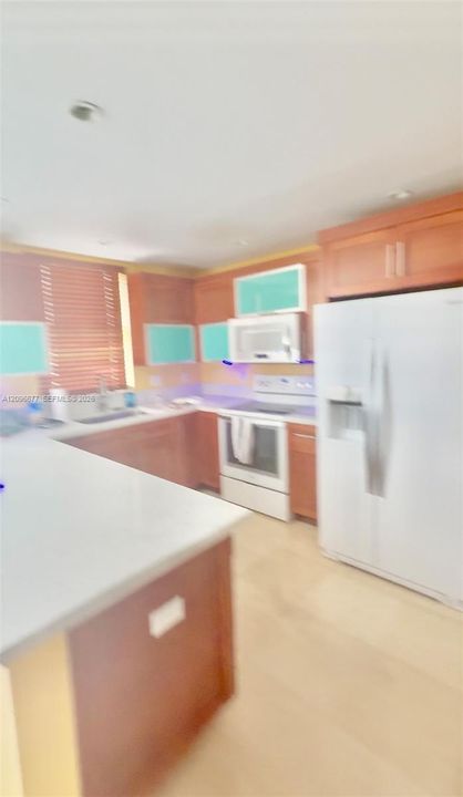 For Sale: $850,000 (2 beds, 2 baths, 1444 Square Feet)