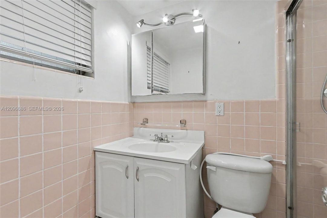En Renta: $3,900 (2 camas, 2 baños, 1000 Pies cuadrados)