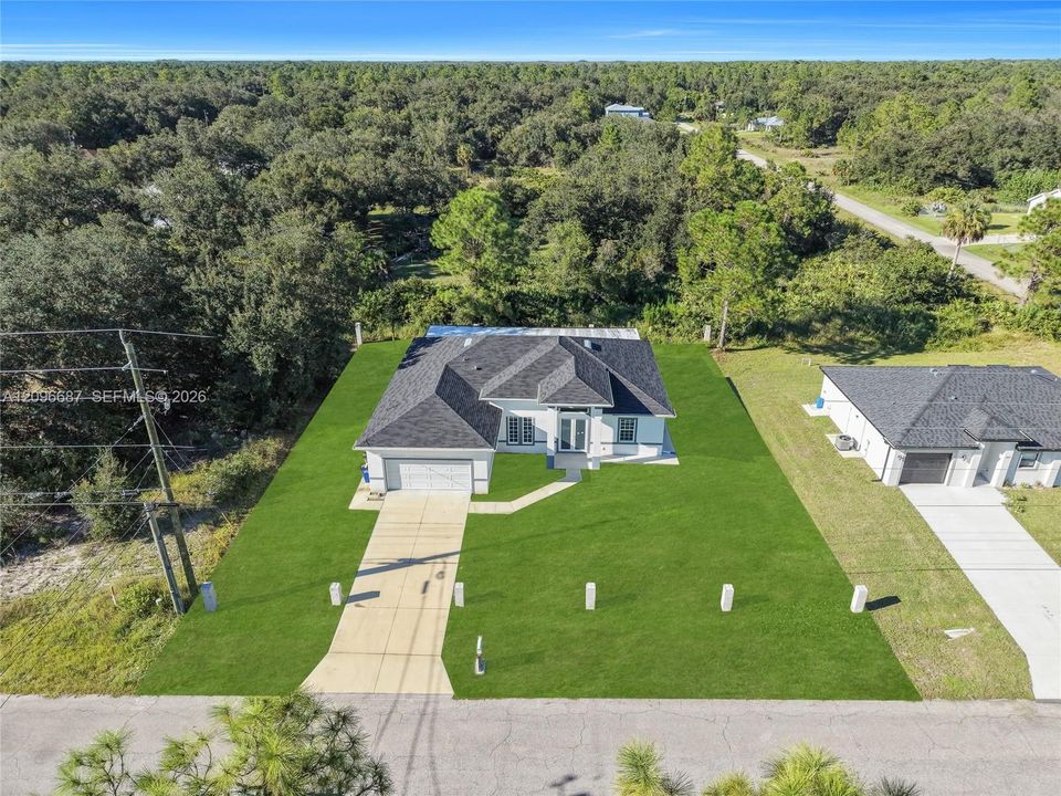 待售: $399,000 (4 贝兹, 3 浴室, 2057 平方英尺)