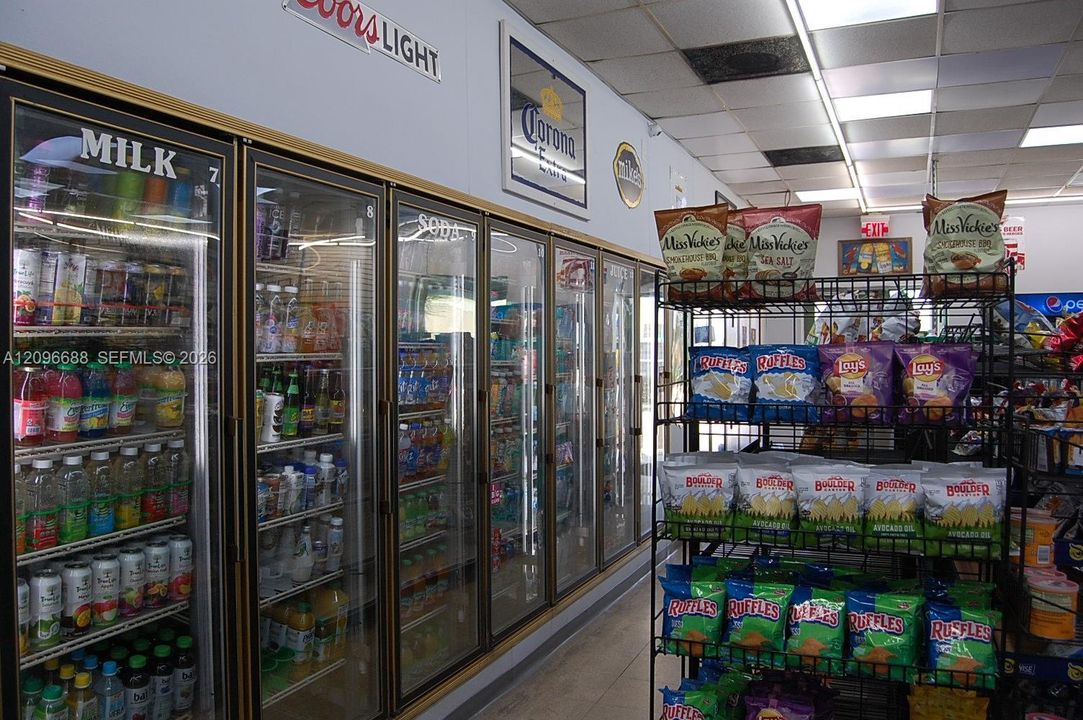 walk in display coolers for grab and go