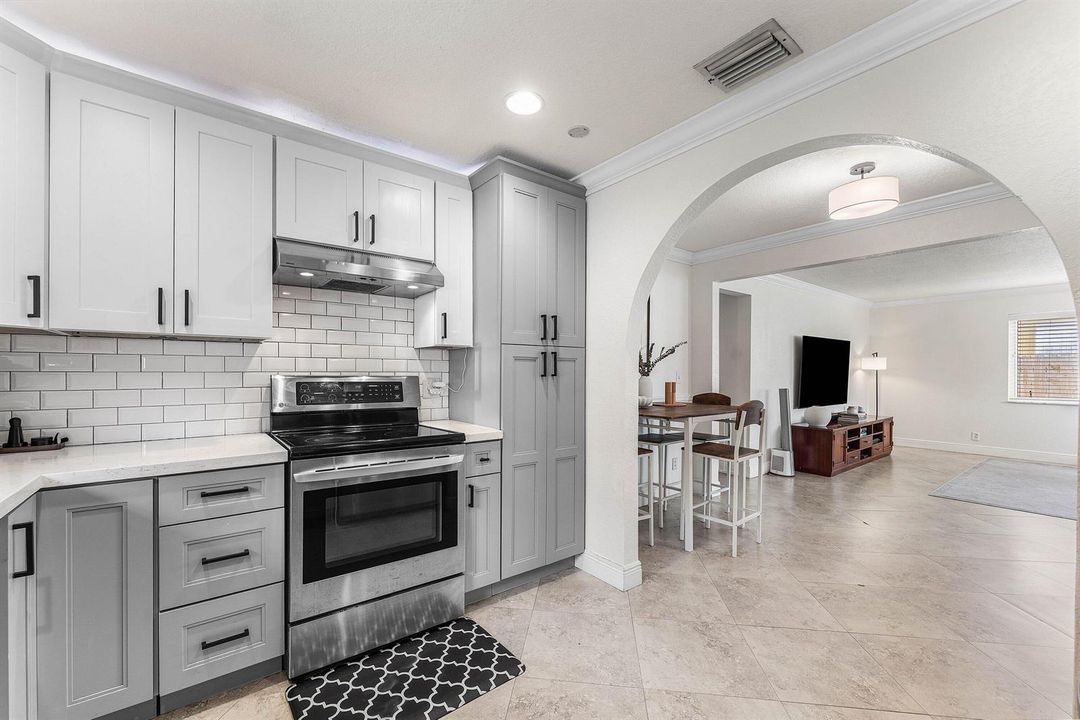 011-5347WashingtonRoad-DelrayBeach-FL-33