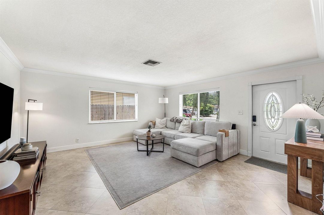 004-5347WashingtonRoad-DelrayBeach-FL-33
