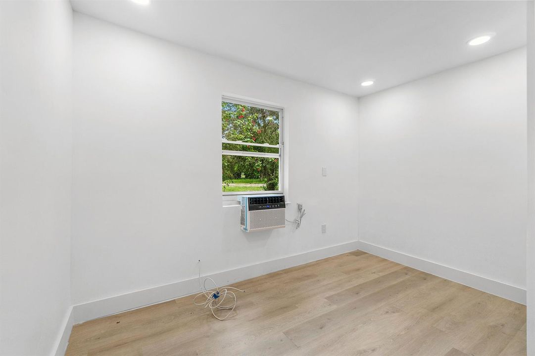 015-114Northwest10thAvenue-DelrayBeach-F