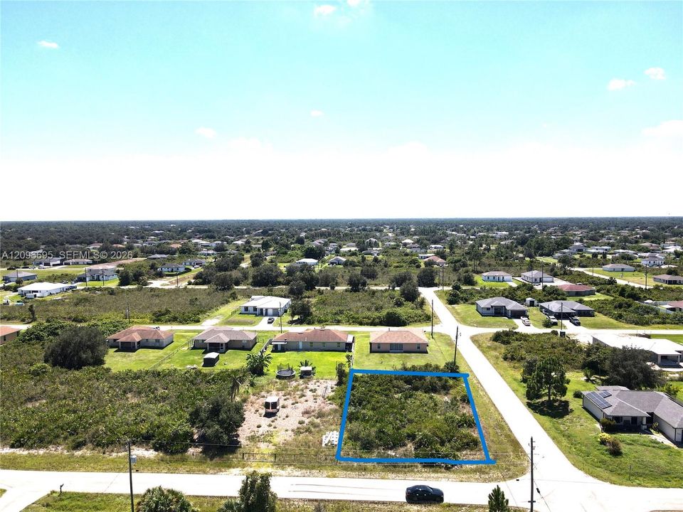 For Sale: $23,999 (0.25 acres)