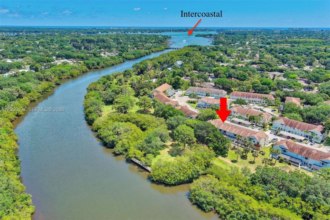 For Rent: $3,200 (3 beds, 2 baths, 1564 Square Feet)
